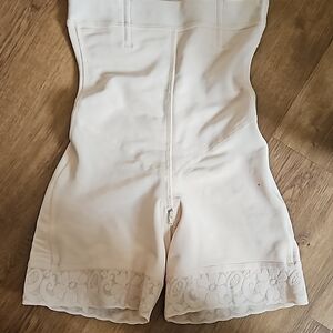 Faja colombian - Cream